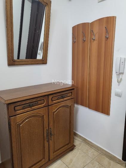 Proprietar inchiriez apartament o camera - 4