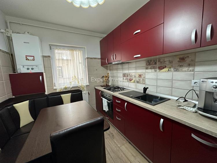 Apartament 3 camere- 2 bai - 2 balcoane - mobilat - parcare - Calea Cisnadiei - 6