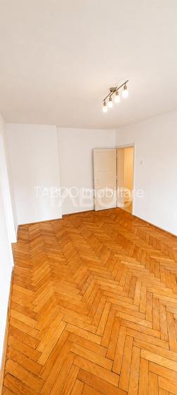 Apartament 2 camere etaj intermediar cu balcon zona Horea Centru - 5