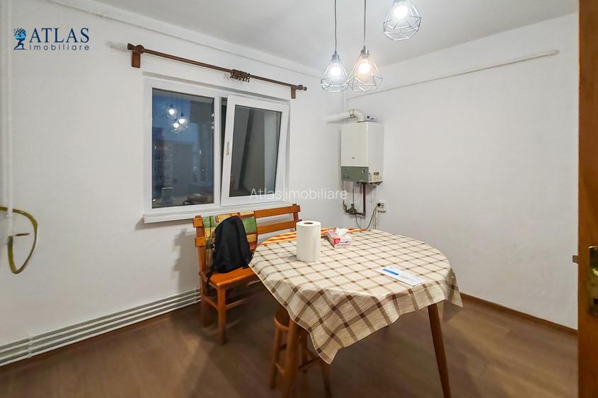 Oportunitate centrală: 3 camere, decomandat, 74 mp, 2 bai, etaj 6/8 - 6