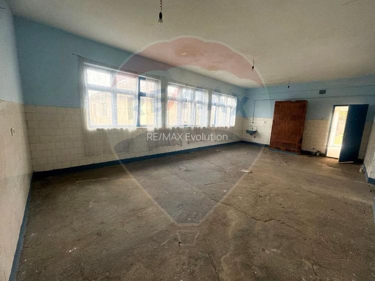 Comision 0%! Casa / Spațiu comercial + teren 972 mp - 9