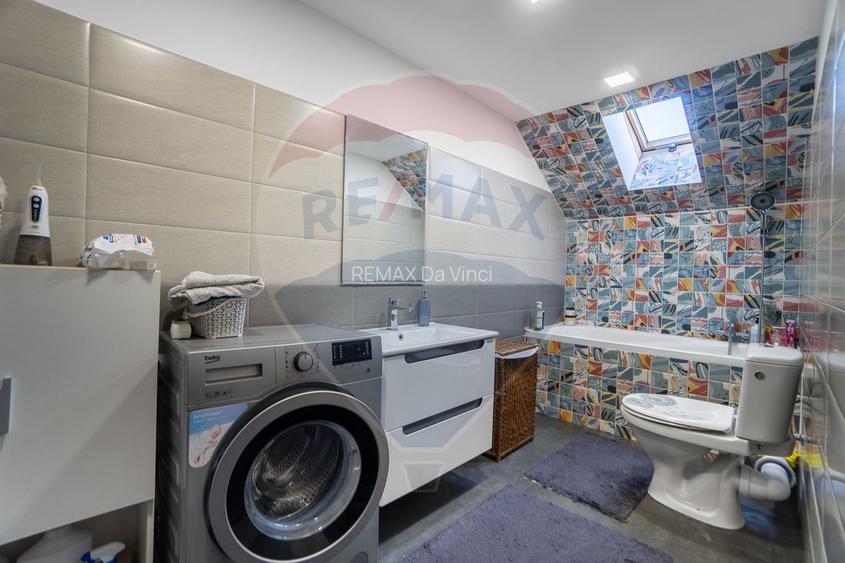 Casă / Vilă cu 4 camere de vânzare în zona Central - 26