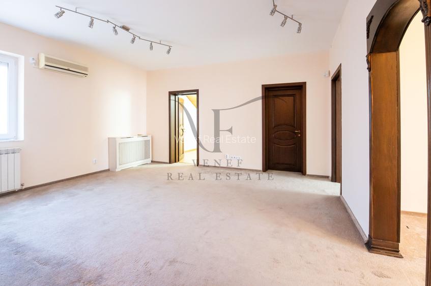 Vila EXCLUSIVISTA PREMIUM 22 camere 8bai lift piscina sauna panouri fotovoltaice - 52