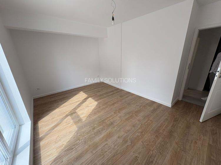 MUTARE RAPIDA!! Apartament 2 camere decomandat, Metrou 1 Decembrie - 3