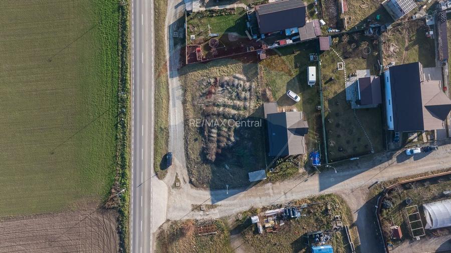 Teren intravilan cu dublu front stradal I Poiana Craitelor I Bod - 9