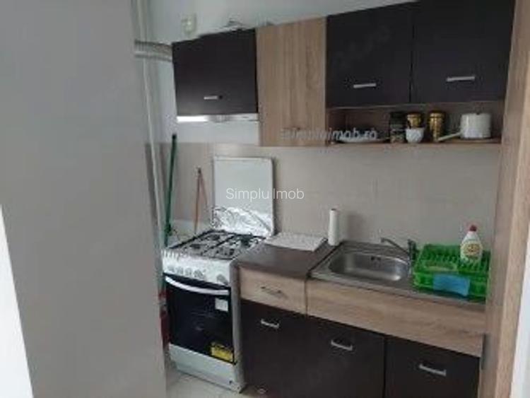 Metrou 1 Decembrie Garsoneira Renovat - 2