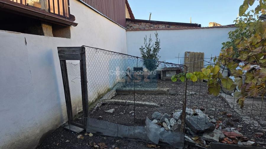 Vânzare casă 2 camere + curte, zonă de case – Stadion 1 Mai - 3