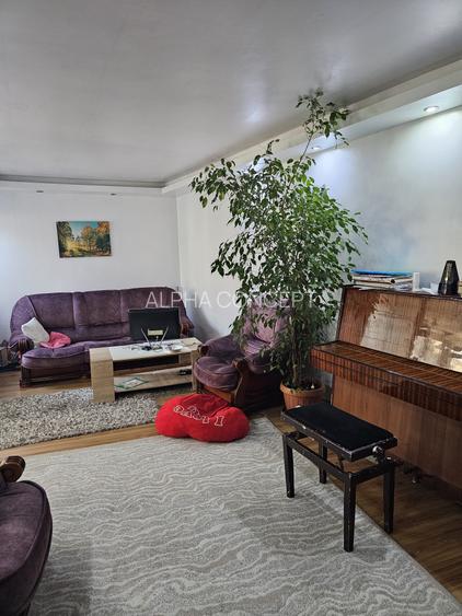 CASA 5 CAMERE - STADION - 2