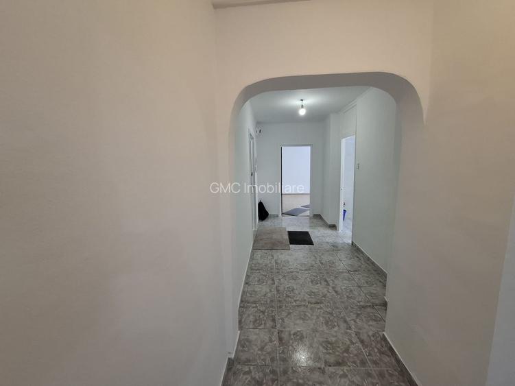 2 Camere Metrou Brâncoveanu - Erorii Revoluție L339 - 4