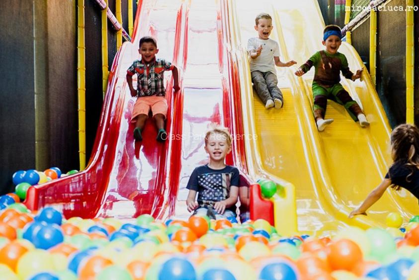 Spatiu Comercial  de inchiriat TARGOVISTE| Cabinet | Sala Sport| Servicii - 9