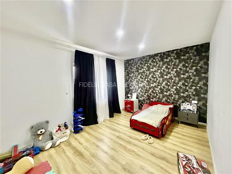 Case / vile de vanzare Miroslava - 14