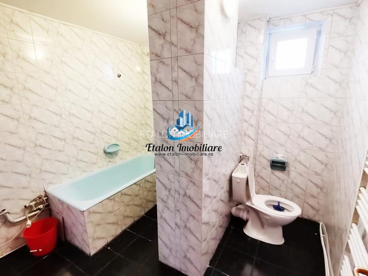 Apartament 3 camere decomandat, etaj 1, zona Gara Piatra Neamt - 10