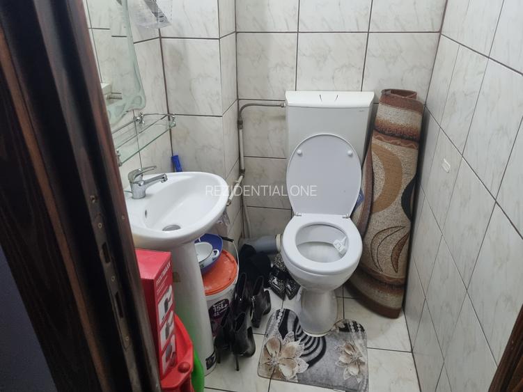 Mioriței, colț cu Banca Națională- Apartament 3 camere decomandate - 7