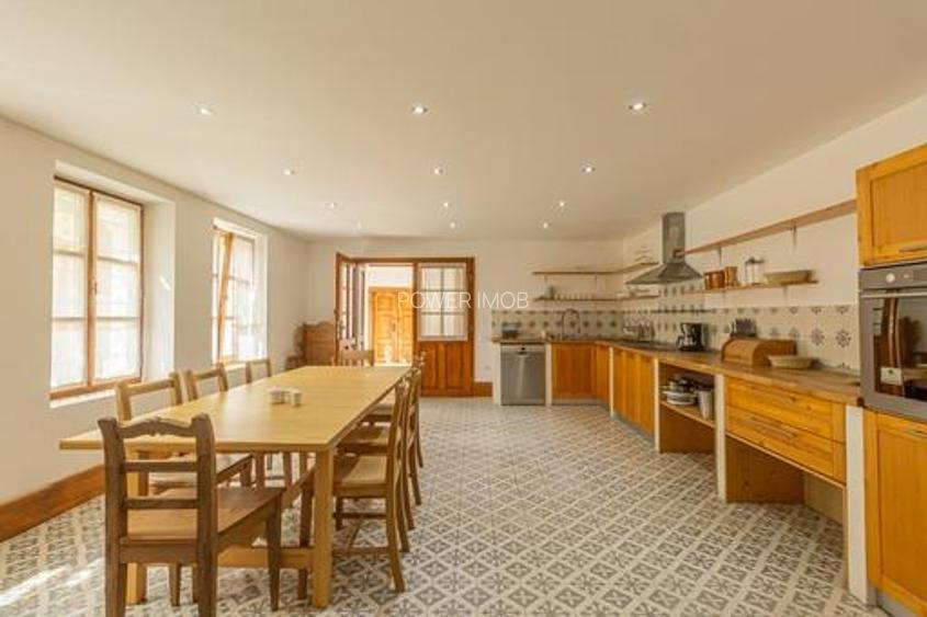 CASA SASEASCA 7 CAMERE CU MARE POTENTIAL TURISTIC IN CRISTIAN -  BRASOV - 9