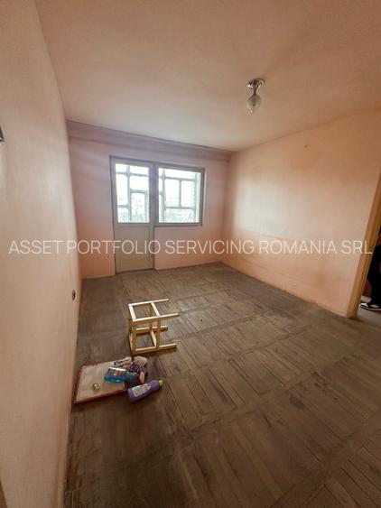 APARTAMENT 3 CAMERE - ROSIORII DE VEDE - - 7