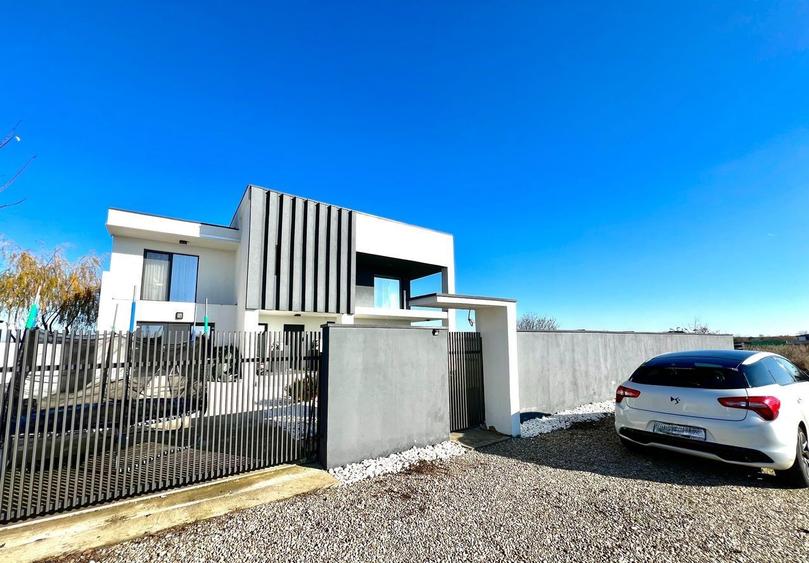 Casă Modernă 5 Camere | Panouri Solare 15kW | Teren Generos 780mp | Acces Rapid