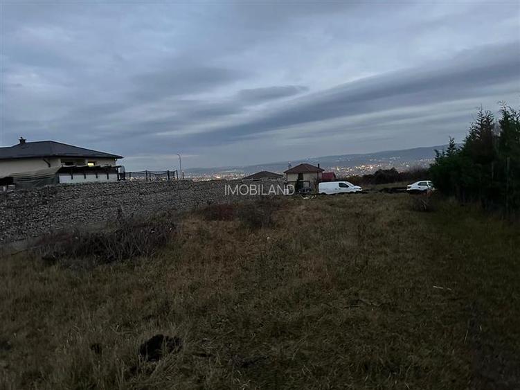 Teren intravilan cu PUZ,PUD si utilitati pentru casa sau duplex, la strada asfal - 5