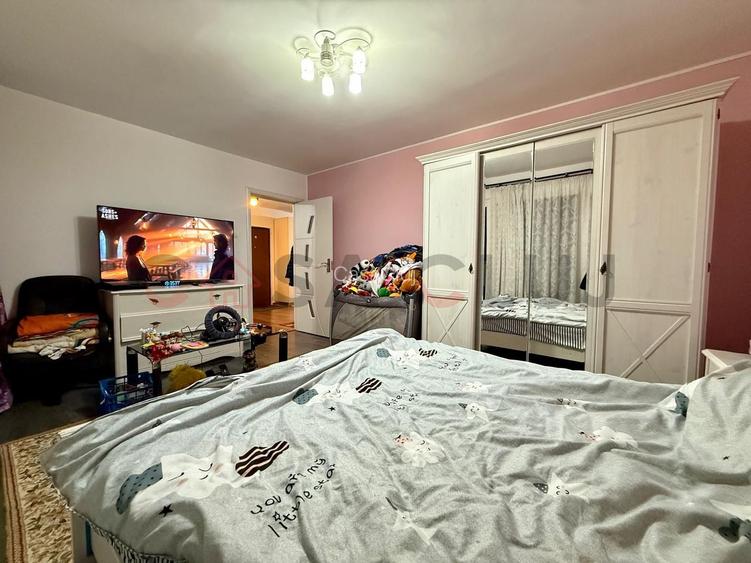 Decomandat, la cheie, Baza Sportivă "La Terenuri"!! - 8