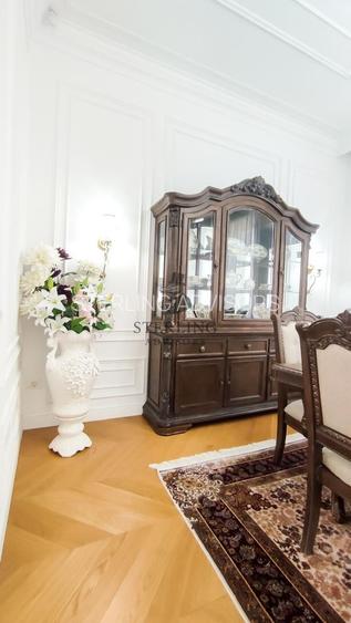 Vila restaurata in cel mai mic detaliu - zona centrala - 48