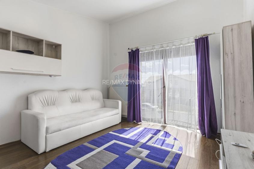 Casă cu 5 camere de inchiriat in Sofronea,Arad - 24