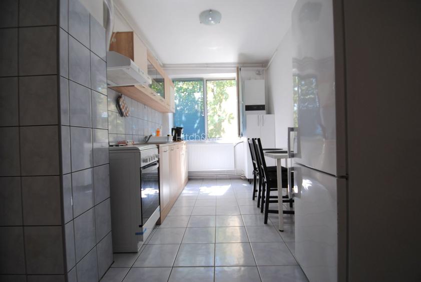 Apartament cu 3 camere de vanzare, in zona Medicina - 9