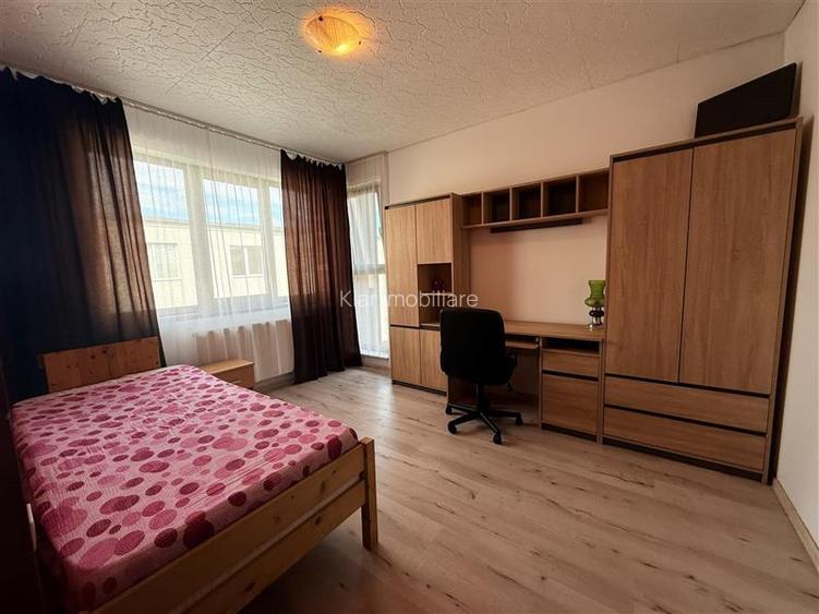 Inchiriere apartament 3 camere cu 2 bai, bloc mic cu 2 nivele  zona frumoasa - 11