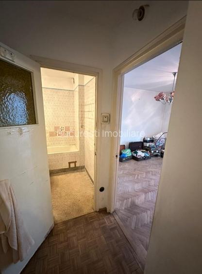 Apartament 3 Camere Titan,Metrou,Zona Cu Facilitati,et parter/4 - 6