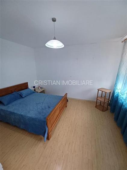 Vila P+2 Centru Vechi 286mpconstruiti din caramida cu 350mp teren - 9