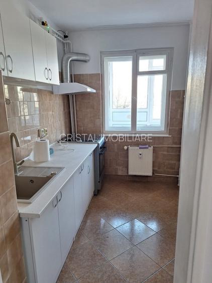 Apartament 3 camere de inchiriat, renovat, Drumul Taberei,Pet Friendly - 2