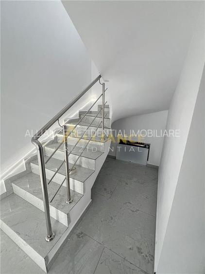 Vila individuala - 4 camere - 2 bai - 145mp utili - teren 450mp - 14