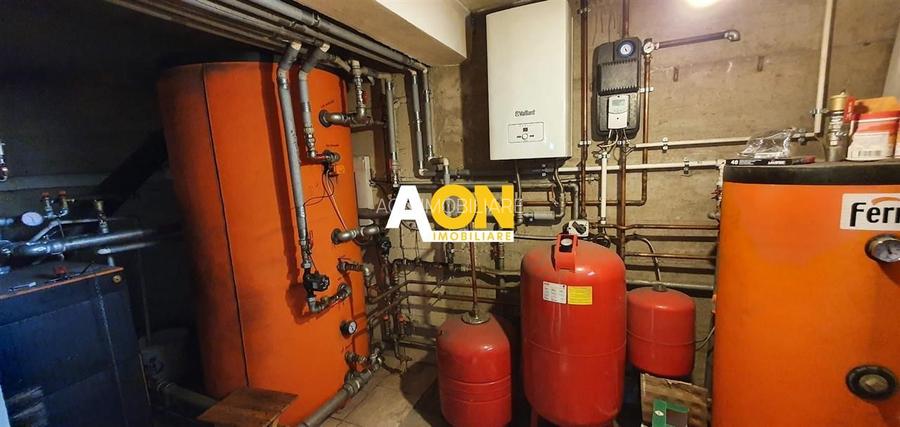 Casa parter+demisol, 1200 mp teren, pretabila pt 2 familii, Sard - 24