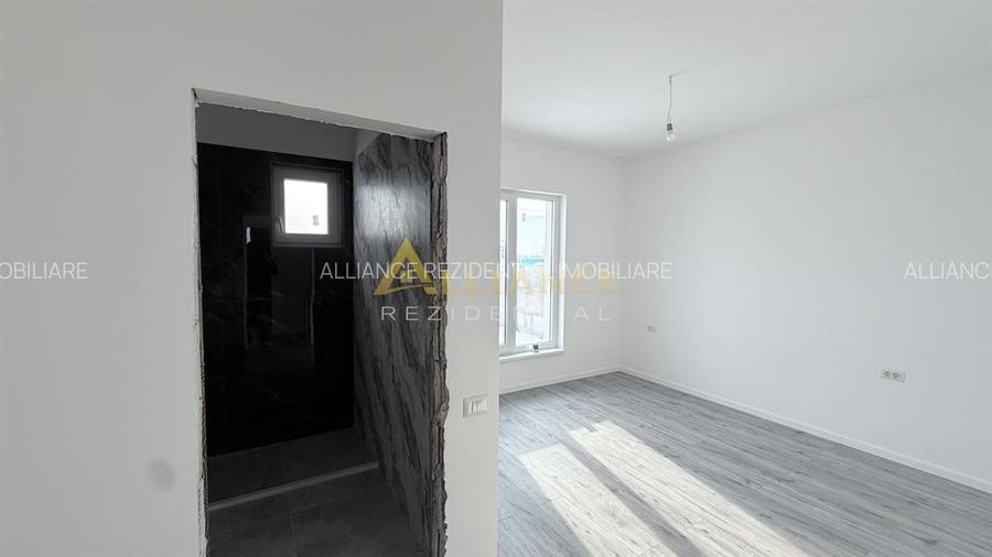 Casa Individuala - 3 camere - 2 bai - 371 mp teren - 9