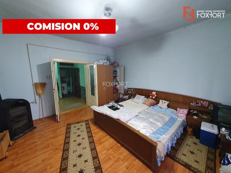 Casa cu 5 camere si service auto, teren total de 400 mp, zona Calea Sagului - 17