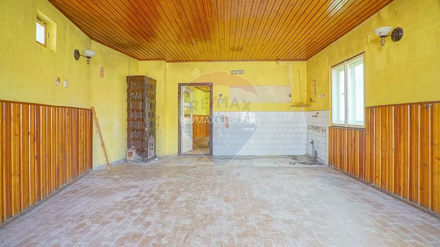 Casă / Vilă cu 4 camere de vânzare - 9