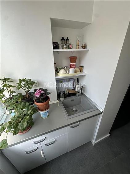 Etaj 1 bloc izolat Aradului tot nou - 8