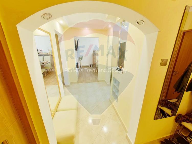 Apartament cu 4 camere de vânzare, Piața 1 Decembrie 1918 - 4