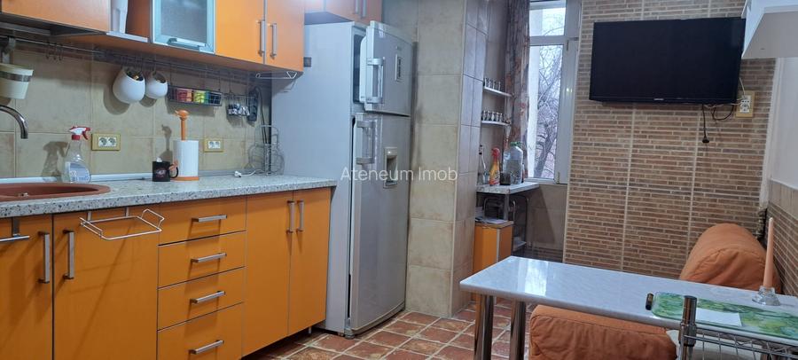 Apartament 3 camere, la 5 minute de metrou Ștefan cel Mare , zona Parcul Circuui - 4
