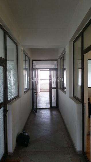 Oferim sediu social si depozite de 12 , 24 , 36 , 72 m.p.  - 3