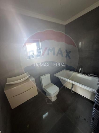 Casă noua - DE VANZARE in Lapusel - 8