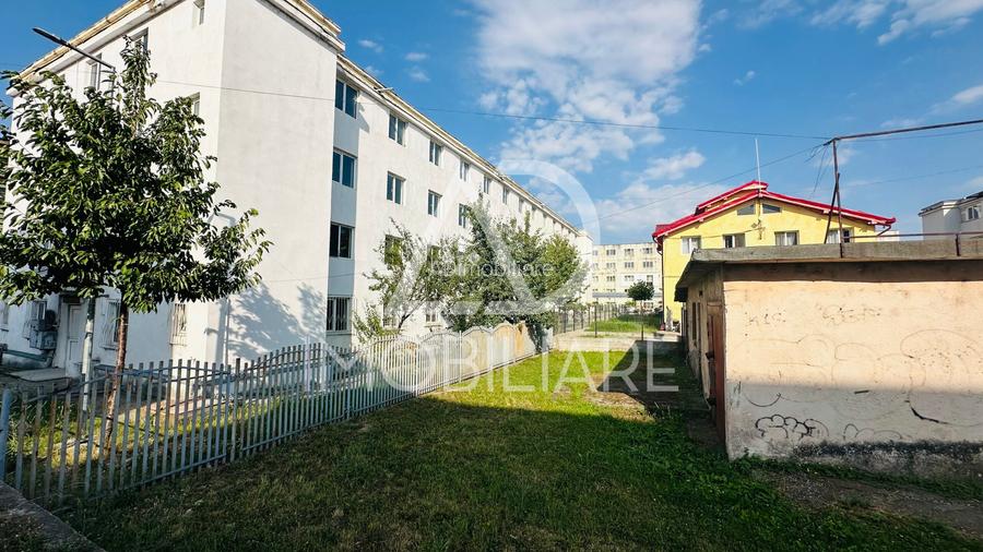 Vânzare imobil comercial situat în Rovinari , Strada Prieteniei - 2