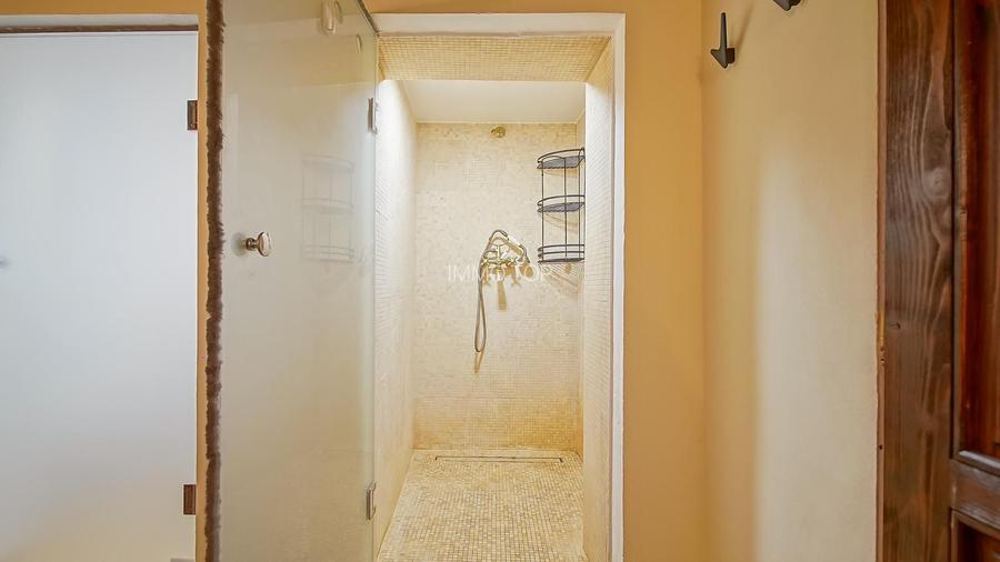 Casa de vanzare in centrul Brasovului - curte privata si pivnita - 14