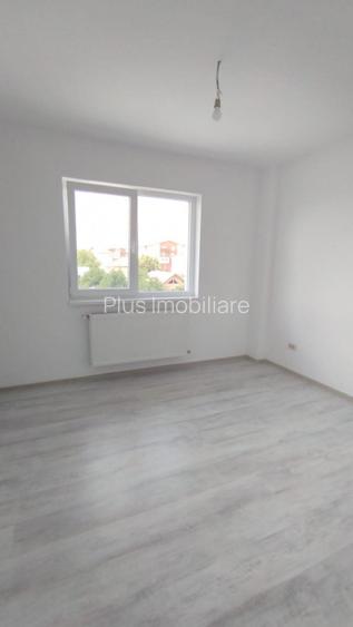 APARTAMENT 2 CAMERE, DECOMANDAT, BLOC NOU, ETAJ INTERMEDIAR - 3