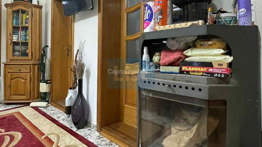 Casa 7 camere, teren 590 mp in Calnic - 10