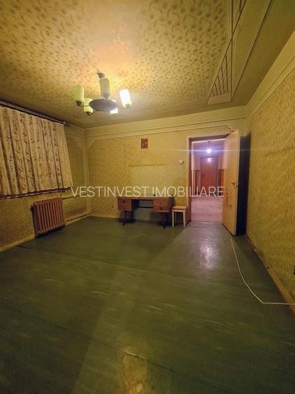 Apartament 4 cam Dacia Oradea - 2