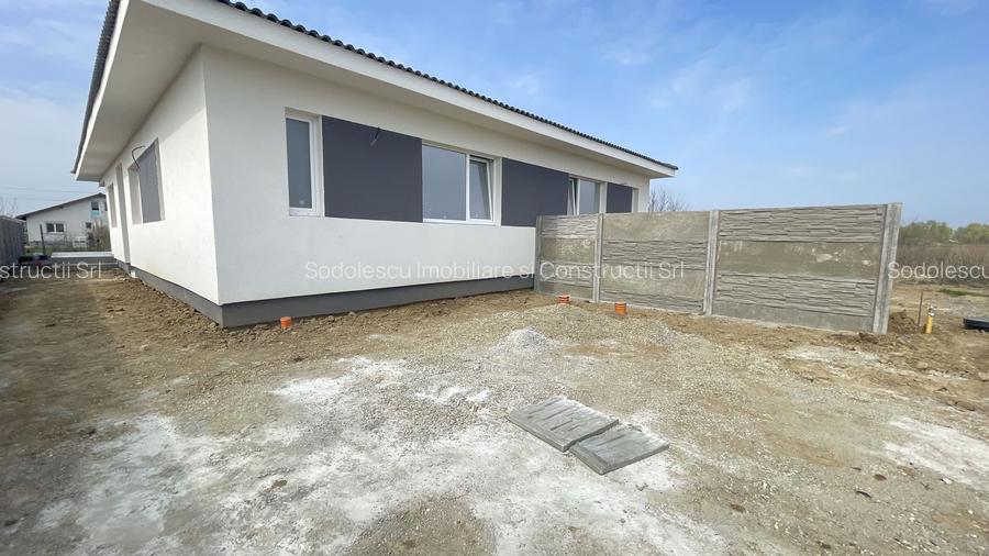 Duplex pe parter de vanzare in Bucovat - 23