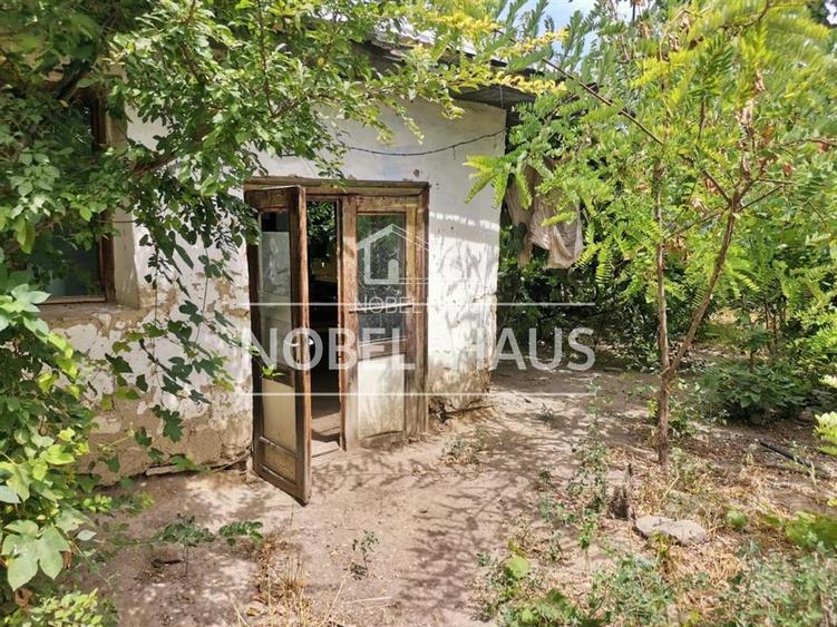 Teren 1070 mp si casa demolabila, in Barlad, zona Gara, str. Minerva - 7