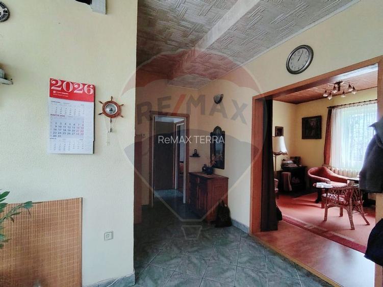 Comision 0% – Casa ultracentrala, liniștita, cu garaj - 5