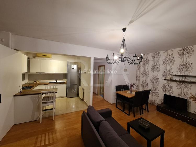 2 camere Titan decomandat, centrala, et. 4, an 2009 - 2