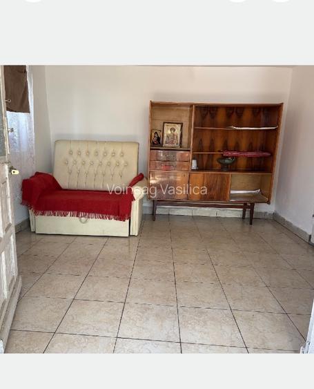 Teren+casa. Vând teren(aprox 2400mp, într-o singură parcela) și casa (49mp), cu. - 7