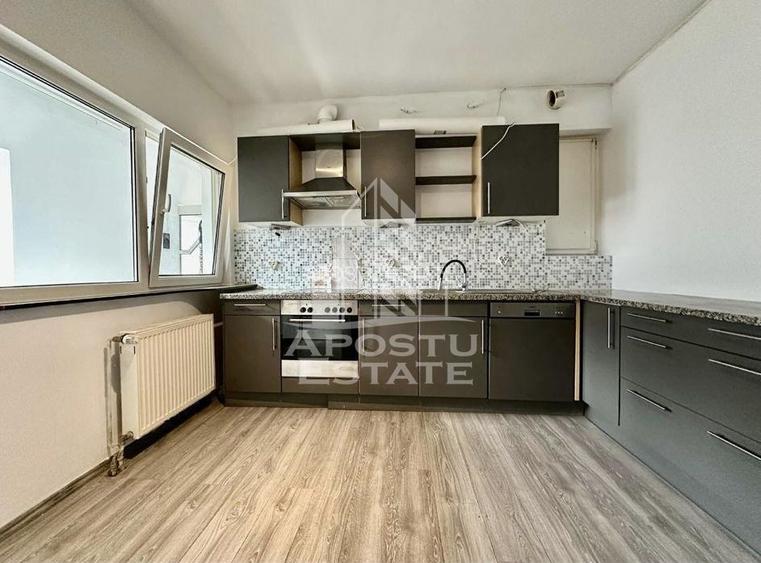 Casa individuală 7 camere, Centrala proprie , semimobilata , Balcescu - 2